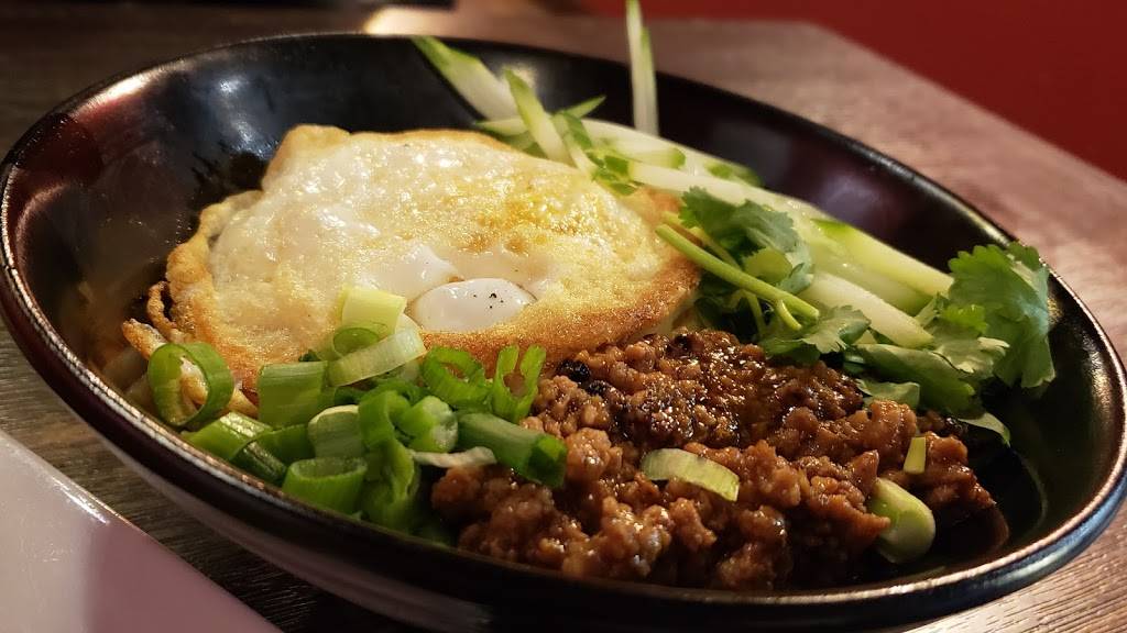 Chopstix Chinese Cuisine | restaurant | 631 W Centennial Blvd, Springfield, OR 97477, USA | 5416548362 OR +1 541-654-8362