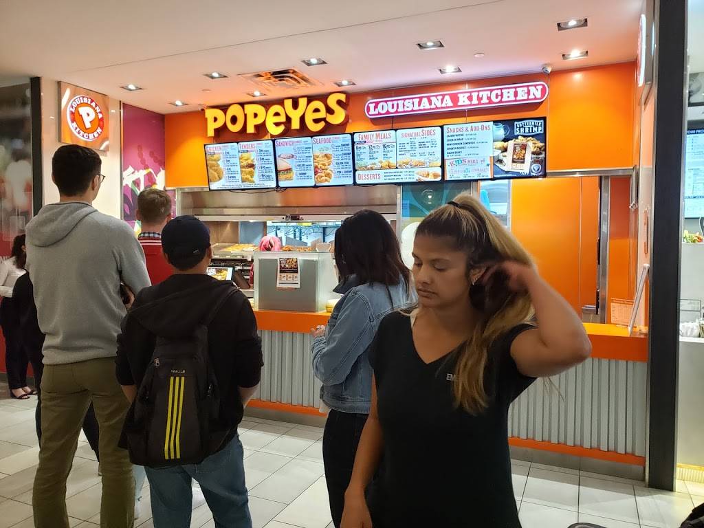 Popeyes | restaurant | Willowdale, Toronto, ON M2N 6Y9, Canada | 6473435264 OR +1 647-343-5264