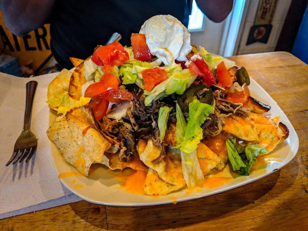 Joes Garage BBQ | restaurant | 703 Main St, Clay City, IN 47841, USA | 8129392271 OR +1 812-939-2271