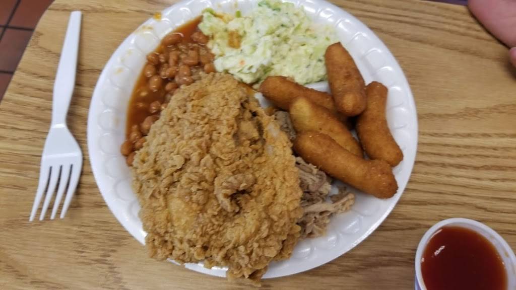 Smithfields Chicken N Bar-B-Q | restaurant | 1105 Gum Branch Rd, Jacksonville, NC 28540, USA | 9103476355 OR +1 910-347-6355