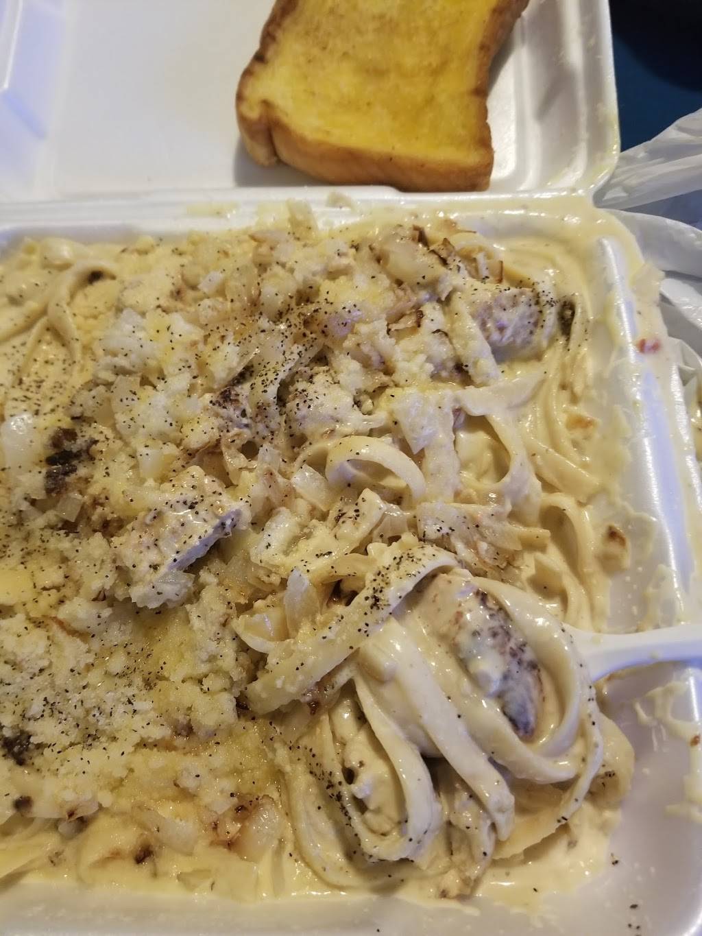 Deluxe Coney Island | restaurant | 2923 Seven Mile E, Detroit, MI 48234, USA | 3133681700 OR +1 313-368-1700