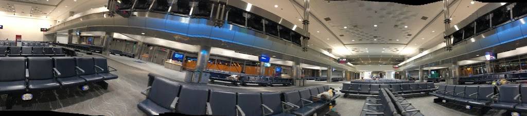 Denver International Airport B&C Concourse | restaurant | Arrivals – Terminal W, Denver, CO 80249, USA | 3033422000 OR +1 303-342-2000