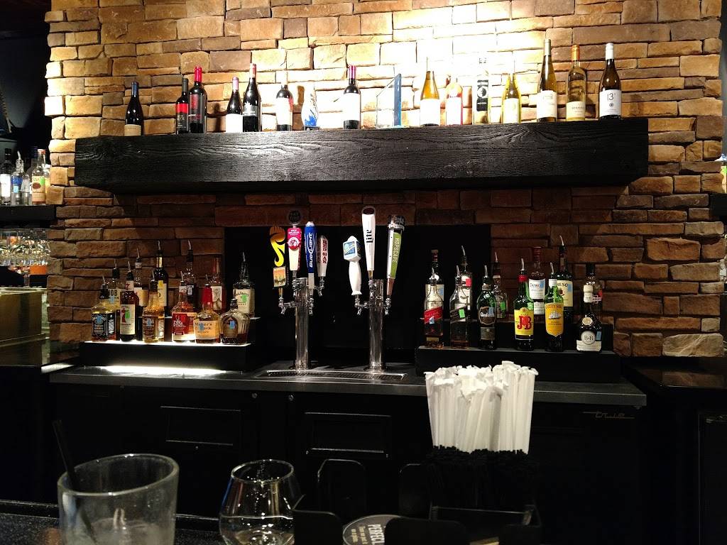 LongHorn Steakhouse | meal takeaway | 2925 Battleground Avenue Suite A Suite A, Greensboro, NC 27408, USA | 3365453200 OR +1 336-545-3200