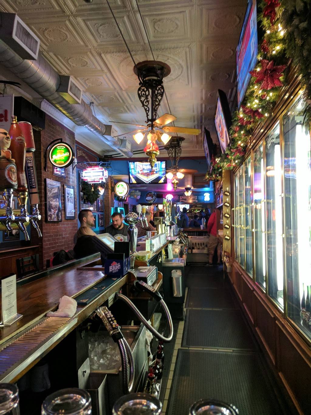 Smokin Joes Saloon | restaurant | 2001 E Carson St, Pittsburgh, PA 15203, USA | 4124316757 OR +1 412-431-6757
