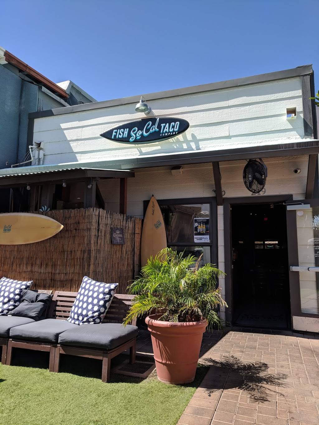 SoCal Fish Taco Company | restaurant | 219 N Gilbert Rd, Gilbert, AZ 85234, USA | 4808076225 OR +1 480-807-6225