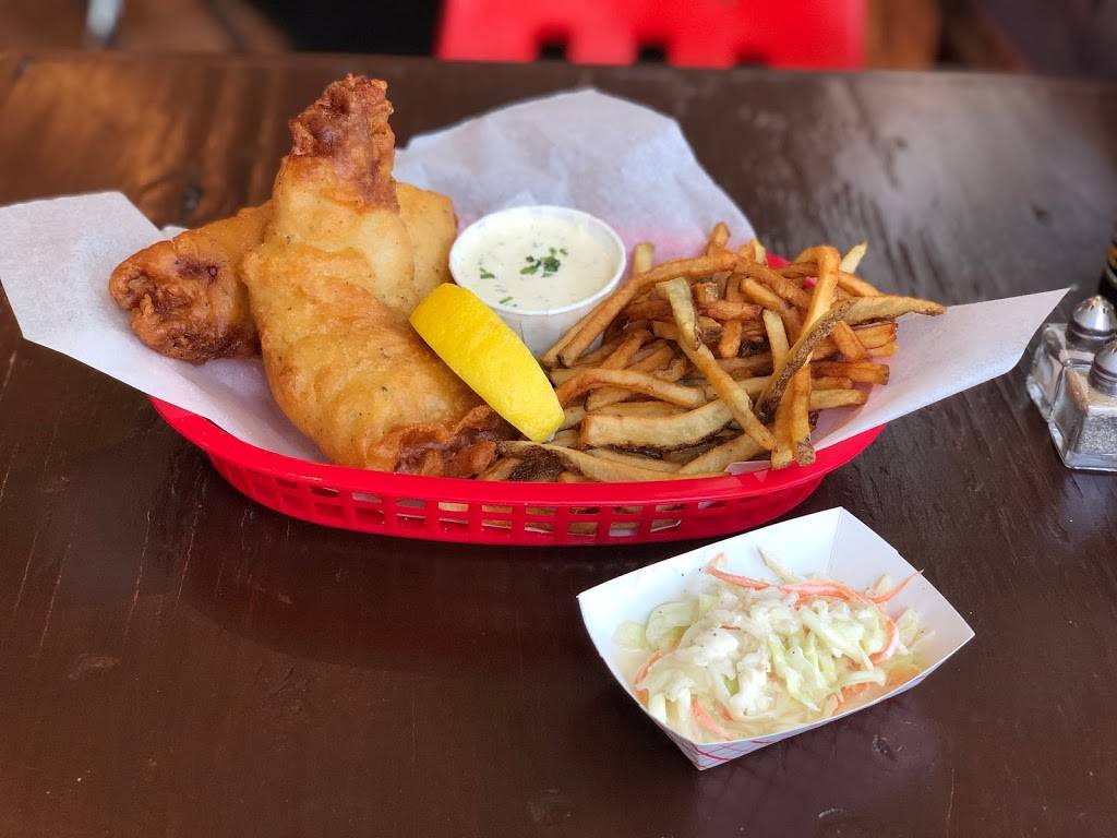 Pigfish Café | restaurant | 921 SW 152nd St, Burien, WA 98166, USA | 2062465204 OR +1 206-246-5204