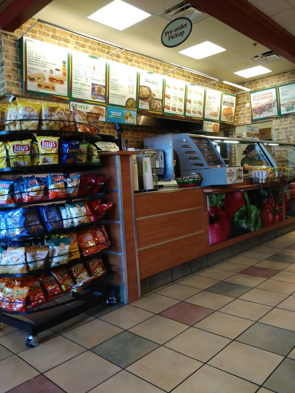 Subway Restaurants | restaurant | 3233 W Addison St, Chicago, IL 60618, USA | 7732798800 OR +1 773-279-8800