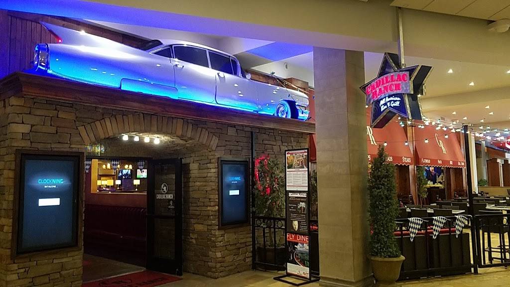 Cadillac Ranch | restaurant | 352 South Avenue, Bloomington, MN 55425, USA | 9528541004 OR +1 952-854-1004