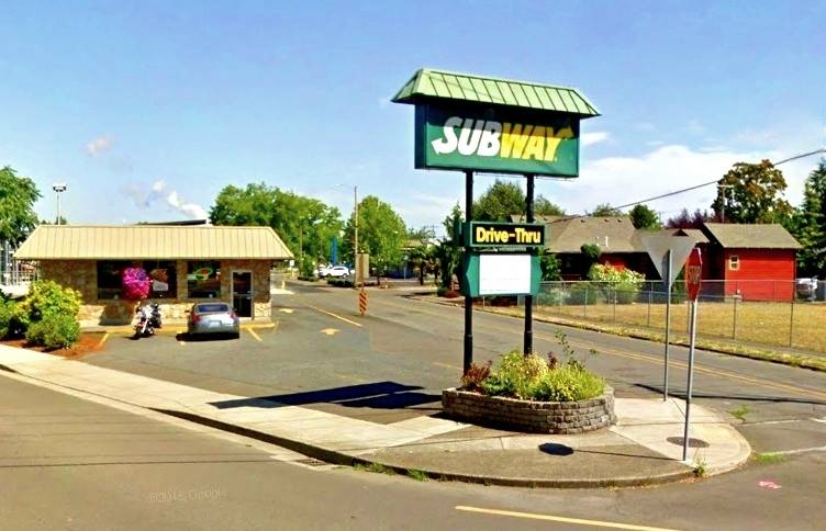 Subway | meal takeaway | 504 N Water St, Silverton, OR 97381, USA | 5038734966 OR +1 503-873-4966
