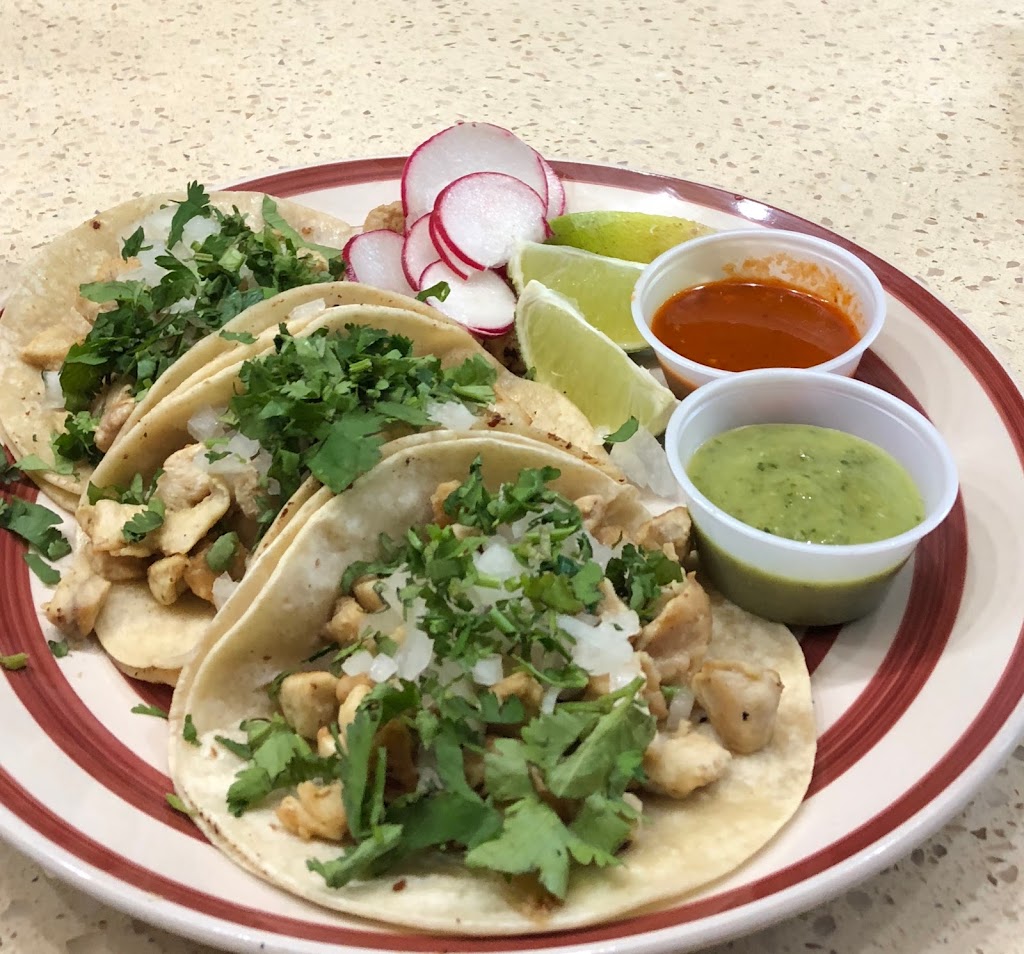 Uncle Thomas Pizza | restaurant | 9023 37th Ave Ste B, Queens, NY 11372, USA | 7188980347 OR +1 718-898-0347