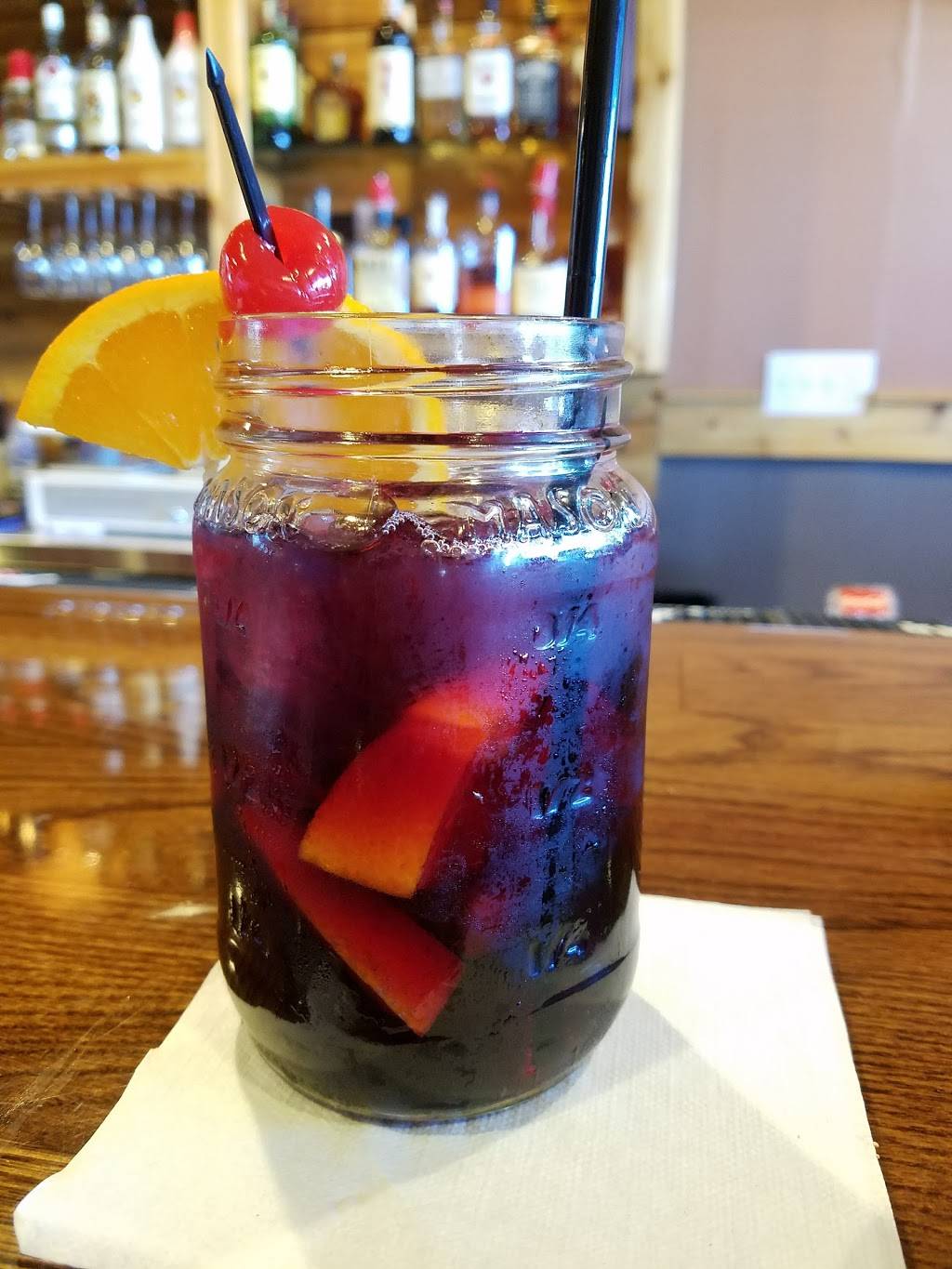 The Still Bar and Grill | restaurant | 326 S Main St, Bartlett, IL 60103, USA | 6308559402 OR +1 630-855-9402