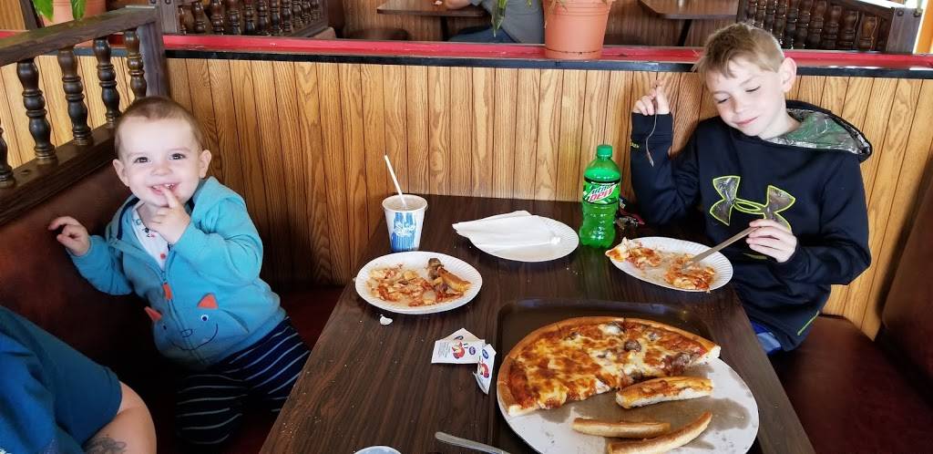 Athens Pizza | restaurant | 25 Main St, Greenfield, MA 01301, USA | 4137743722 OR +1 413-774-3722