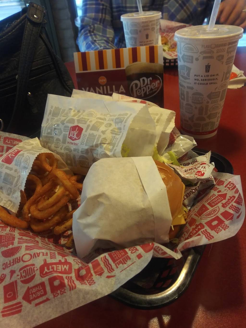 Jack in the Box | restaurant | 3703 E Flamingo Rd, Las Vegas, NV 89121, USA | 7024510950 OR +1 702-451-0950