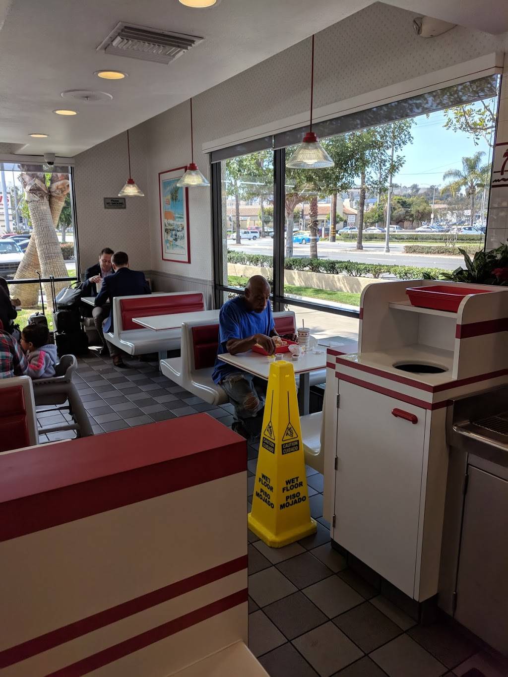 Circle Center West | shopping mall | 1801 Ximeno Ave, Long Beach, CA 90815, USA | 2135532200 OR +1 213-553-2200