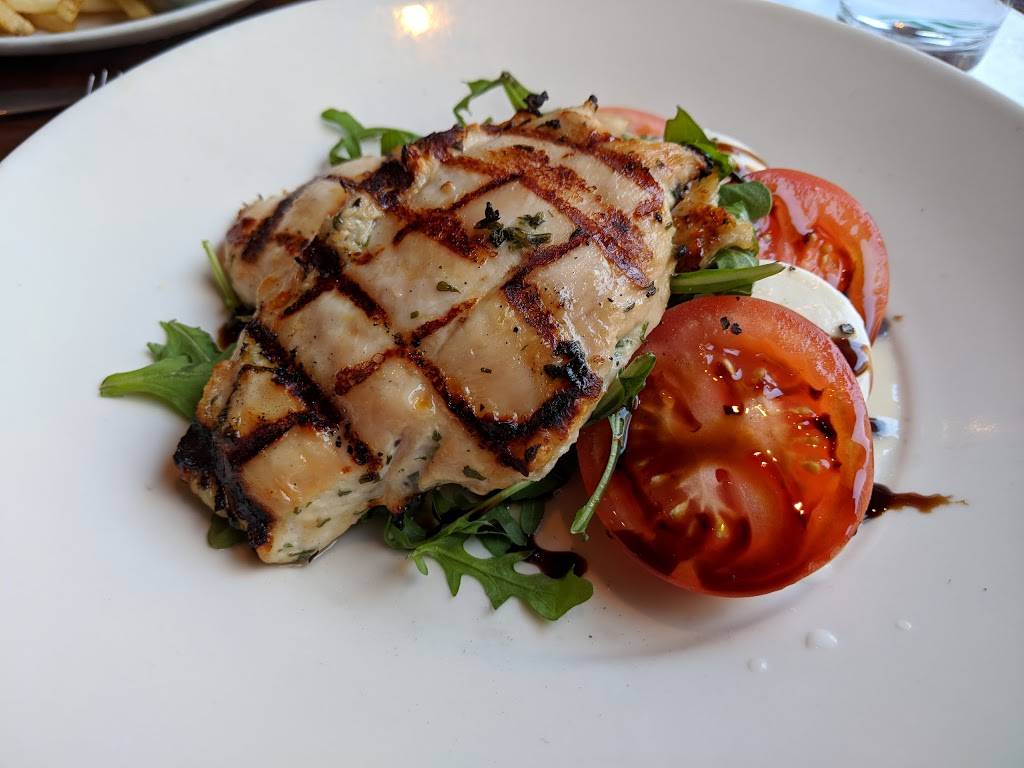 Daily Grill | restaurant | 1200 18th St NW #2, Washington, DC 20036, USA | 2028225282 OR +1 202-822-5282