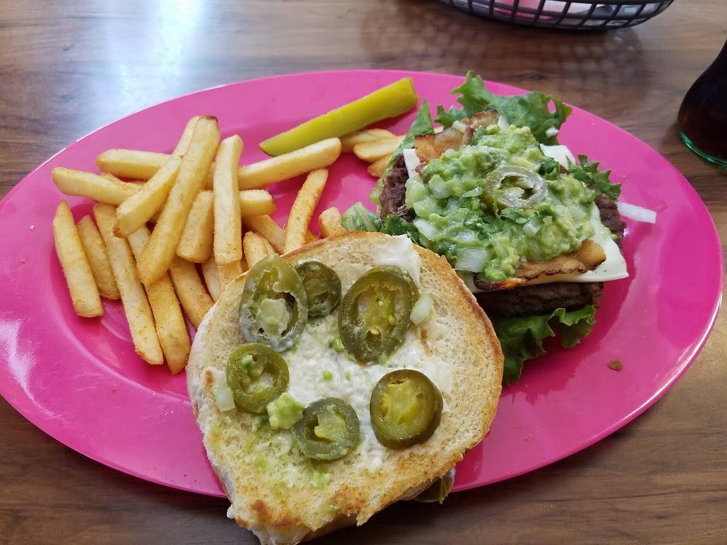 The Lunch Box | restaurant | 13605 East 35th St S, Independence, MO 64055, USA | 8165477552 OR +1 816-547-7552