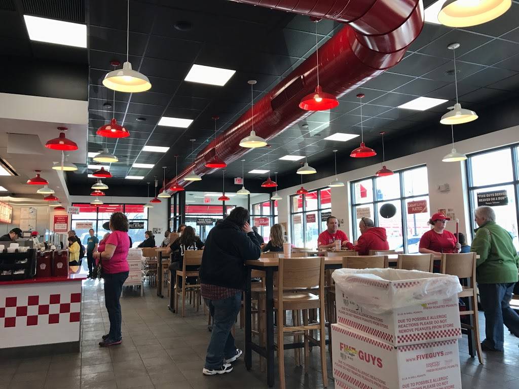 Five Guys | restaurant | 1675 N National Rd, Columbus, IN 47201, USA | 8126573788 OR +1 812-657-3788