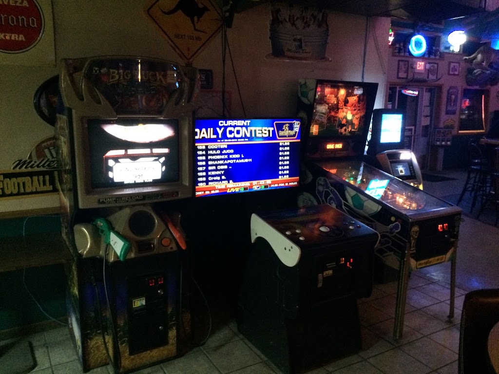 Grizzlys South Side Pub & Grill | restaurant | 1210 Highland Ct, Iowa City, IA 52240, USA | 3193377536 OR +1 319-337-7536