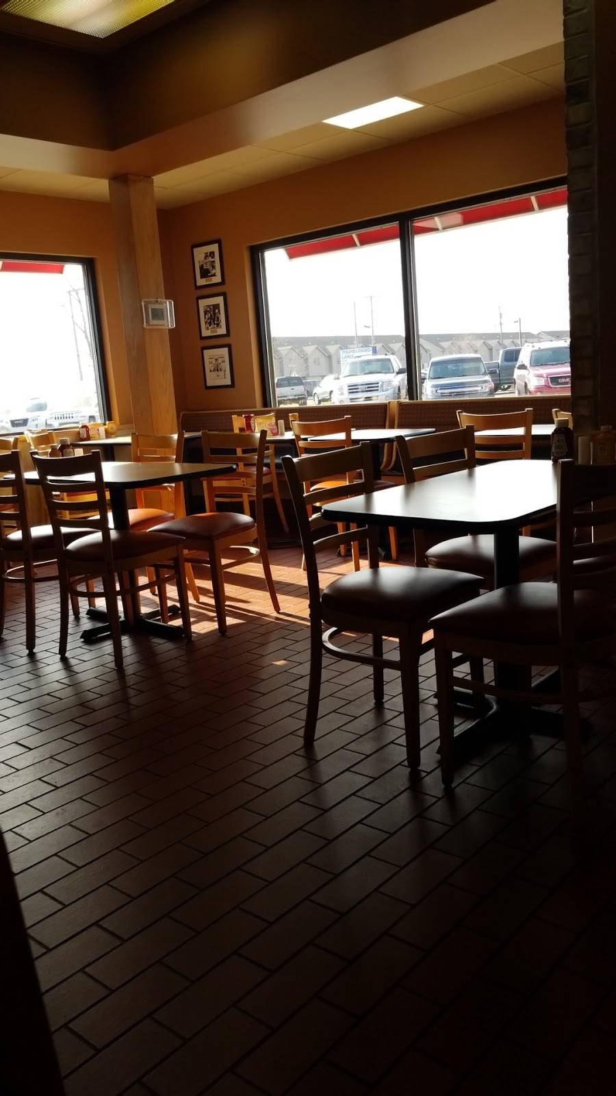 Dairy Queen Grill & Chill | restaurant | 1233 Pine Lake Rd, La Porte, IN 46350, USA | 2193250400 OR +1 219-325-0400