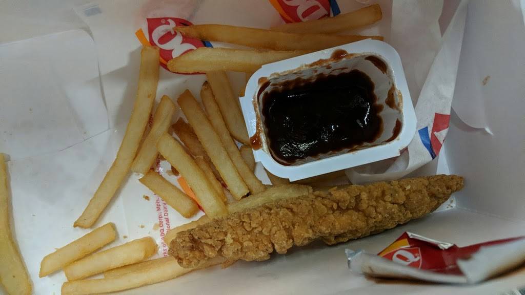 Dairy Queen Grill & Chill | restaurant | 3030 Fish Hatchery Rd, Fitchburg, WI 53713, USA | 6082732276 OR +1 608-273-2276