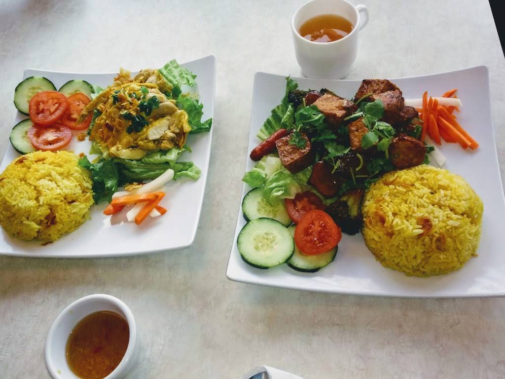 Vina Restaurant | restaurant | 100 W Pioneer Pkwy #156, Arlington, TX 76010, USA | 6824080402 OR +1 682-408-0402