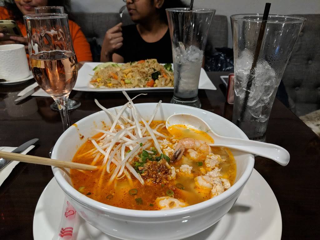 Silk Thai Restaurant | restaurant | 2210 Fontaine Ave, Charlottesville, VA 22903, USA | 4349778424 OR +1 434-977-8424