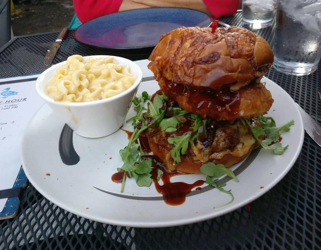 The Blue Duck | restaurant | 2661 Sutton Blvd, Maplewood, MO 63143, USA | 3147699940 OR +1 314-769-9940