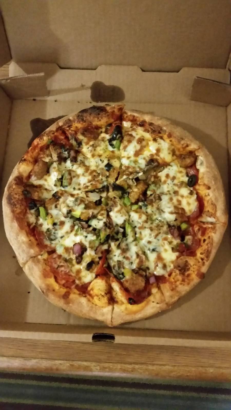 Pizza World | restaurant | 1535 Johnson Rd, Granite City, IL 62040, USA | 6184511111 OR +1 618-451-1111