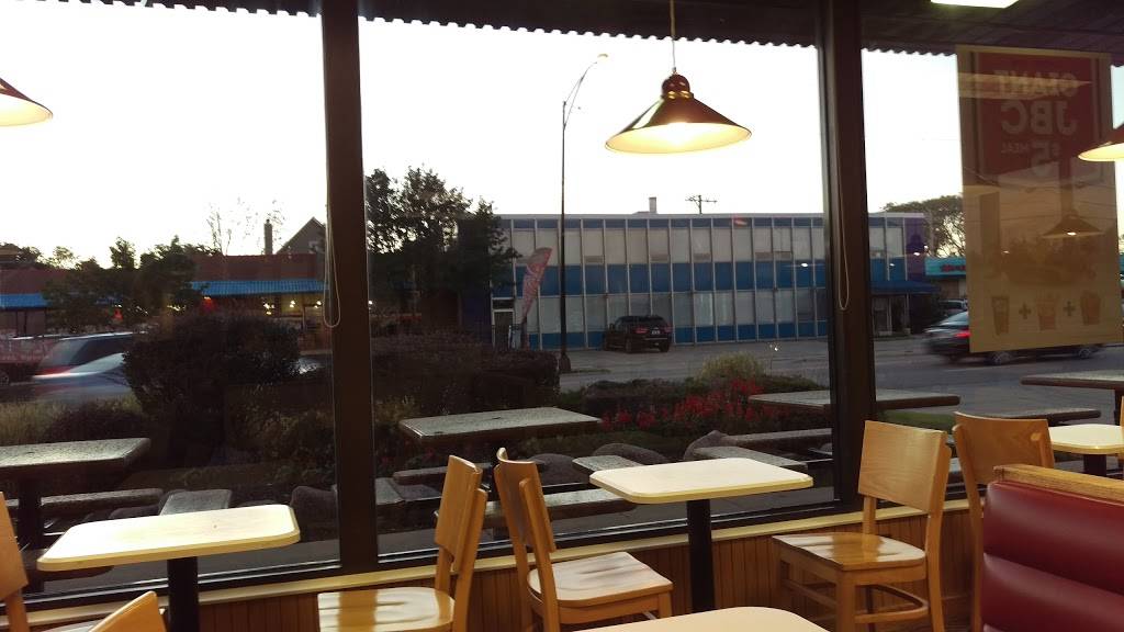 Wendys | restaurant | 7243 N Harlem Ave, Niles, IL 60714, USA | 8476470474 OR +1 847-647-0474