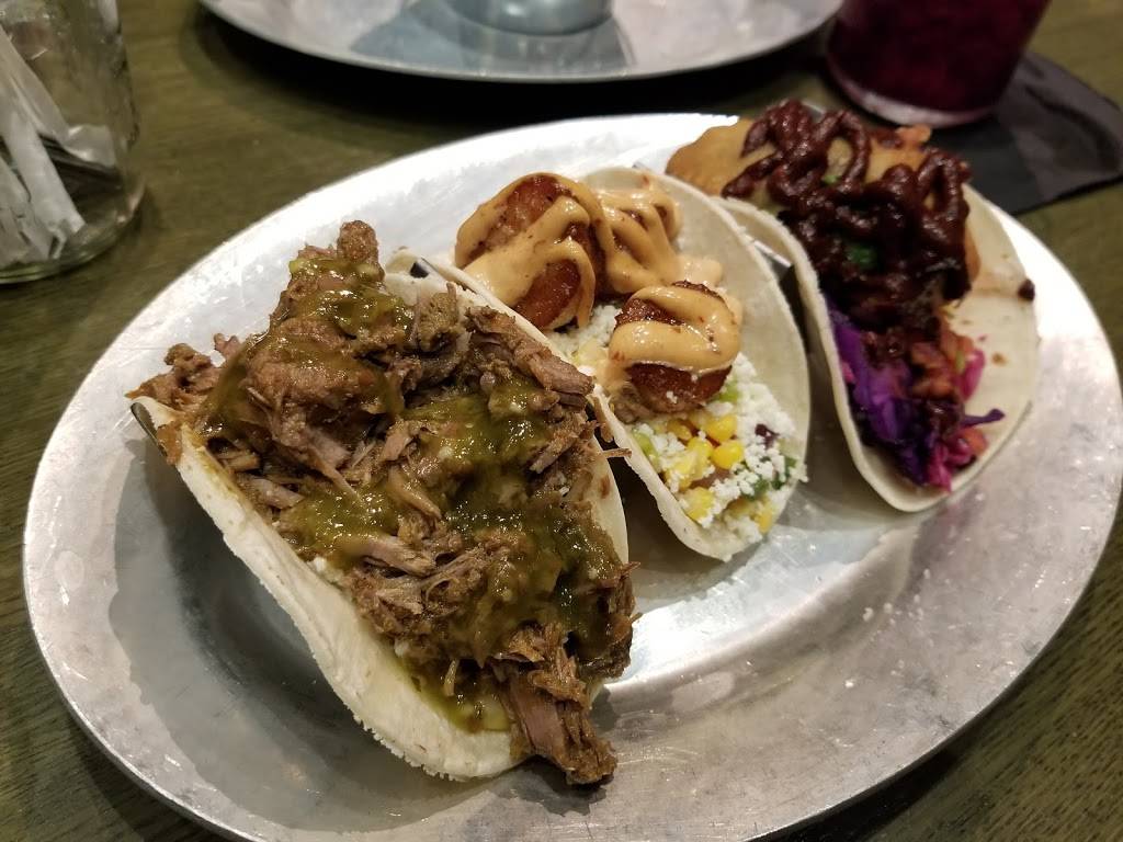 Vida Taco Bar | restaurant | 1401 Point St, Baltimore, MD 21231, USA | 4438353474 OR +1 443-835-3474