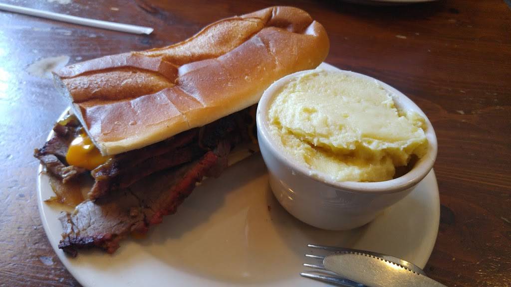 Hickory BBQ & Smokehouse | restaurant | 743 NY-28, Kingston, NY 12401, USA | 8453382424 OR +1 845-338-2424