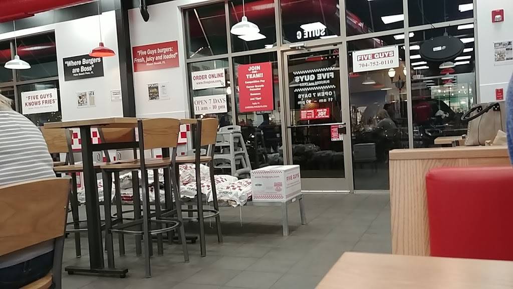 Five Guys | meal takeaway | 9820 Rea Rd, Charlotte, NC 28277, USA | 7047520110 OR +1 704-752-0110