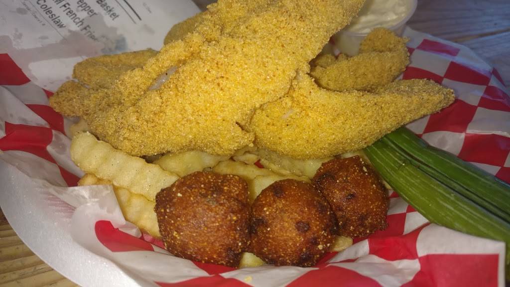 Billy Bobs Hamburgers | restaurant | 1905 19th St, Hondo, TX 78861, USA | 8304265345 OR +1 830-426-5345