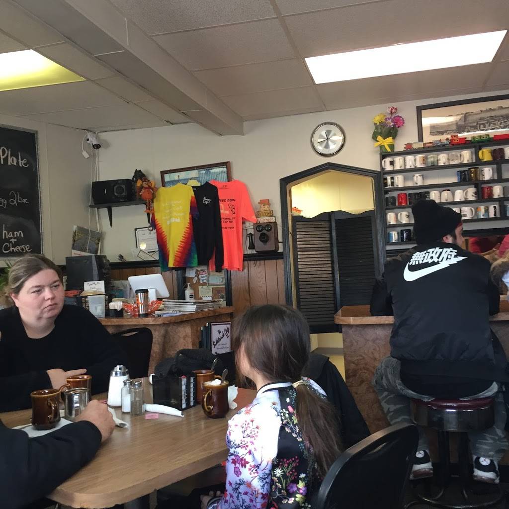 Sidetrack Cafe | restaurant | 315 N Main St, Watervliet, MI 49098, USA | 2694635151 OR +1 269-463-5151