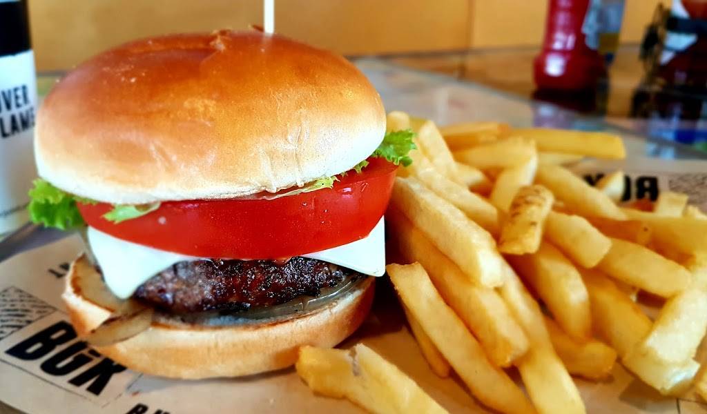 BGR The Burger Joint | restaurant | 2060 Mall Walk, Yonkers, NY 10704, USA | 9143752131 OR +1 914-375-2131