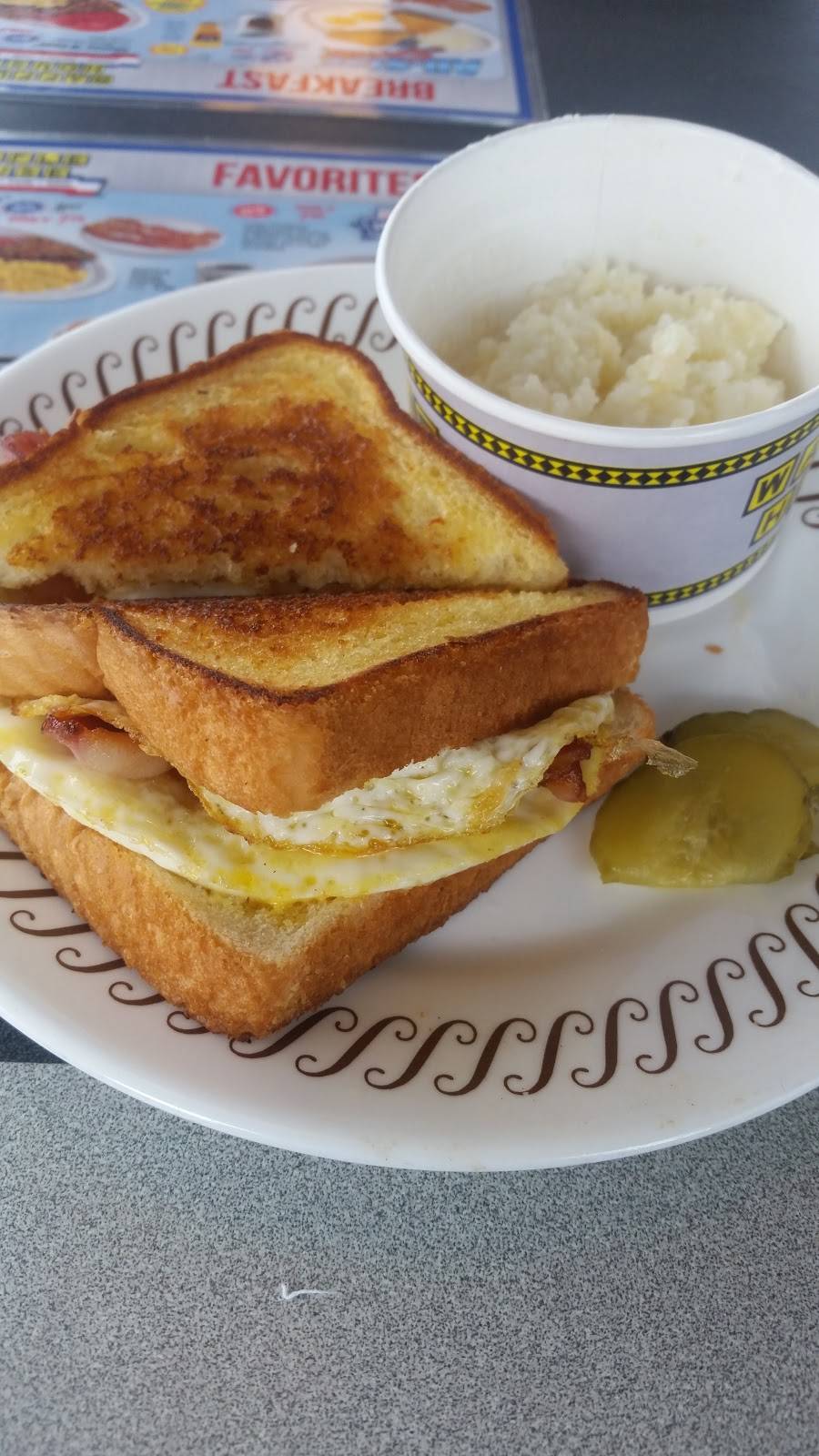 Waffle House | meal takeaway | 4569 Homer Ohio Ln, Groveport, OH 43125, USA | 6148350754 OR +1 614-835-0754