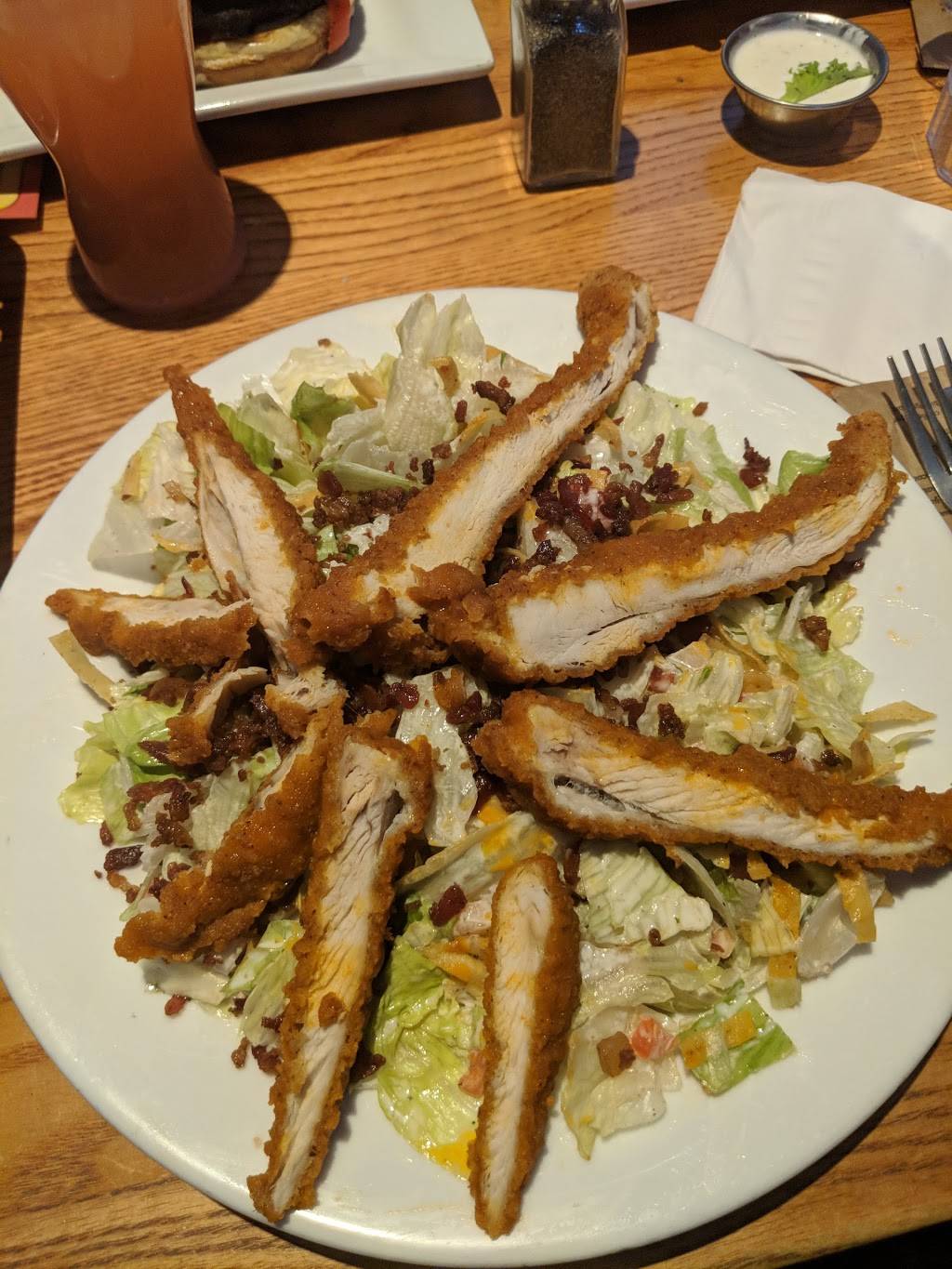 Chilis Grill & Bar | meal takeaway | 7675 S Custer Rd, McKinney, TX 75070, USA | 2143835170 OR +1 214-383-5170