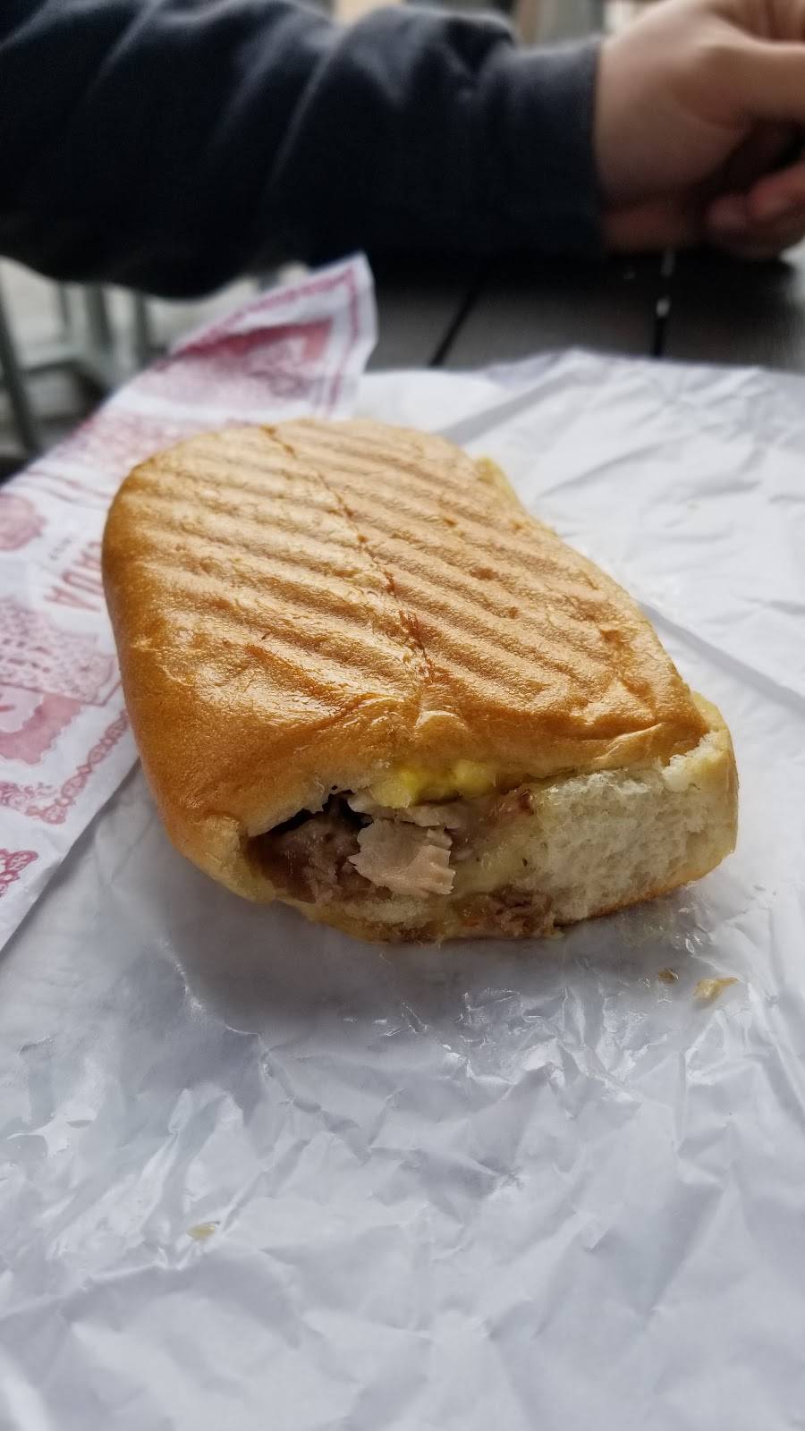 Colada Shop | cafe | 21430 Epicerie Plaza, Sterling, VA 20164, USA | 7034291362 OR +1 703-429-1362