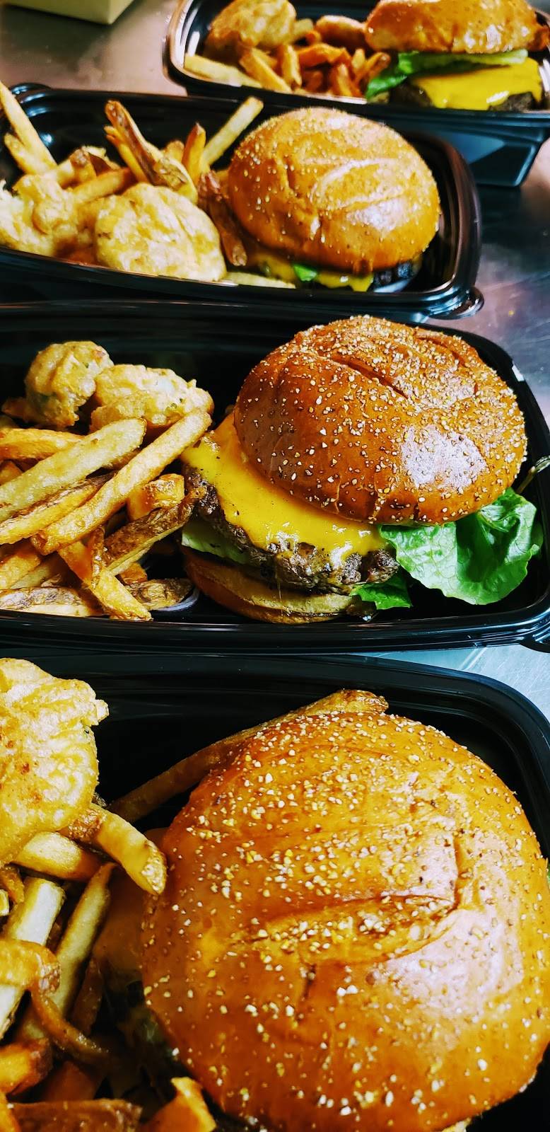 BWB.Rocks | restaurant | 586 Roger Williams Ave, Highland Park, IL 60035, USA | 8477488759 OR +1 847-748-8759