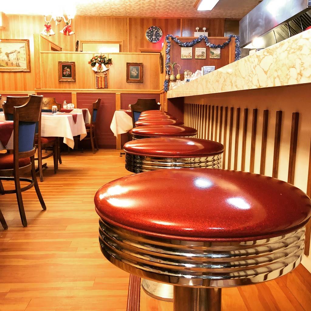 Coronet Pizza | restaurant | 1671 Rue Poirier, Saint-Laurent, QC H4L 1J2, Canada | 5147445847 OR +1 514-744-5847