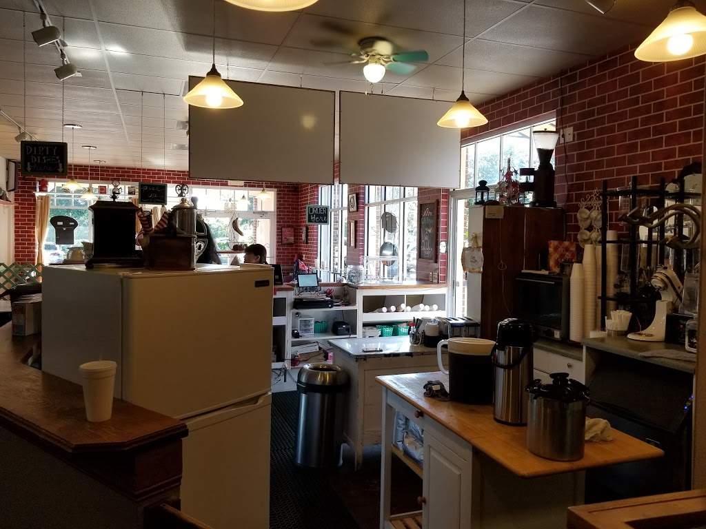 Sippers Coffeehouse | cafe | 7643 Gate Pkwy N, Jacksonville, FL 32256, USA | 9049280048 OR +1 904-928-0048