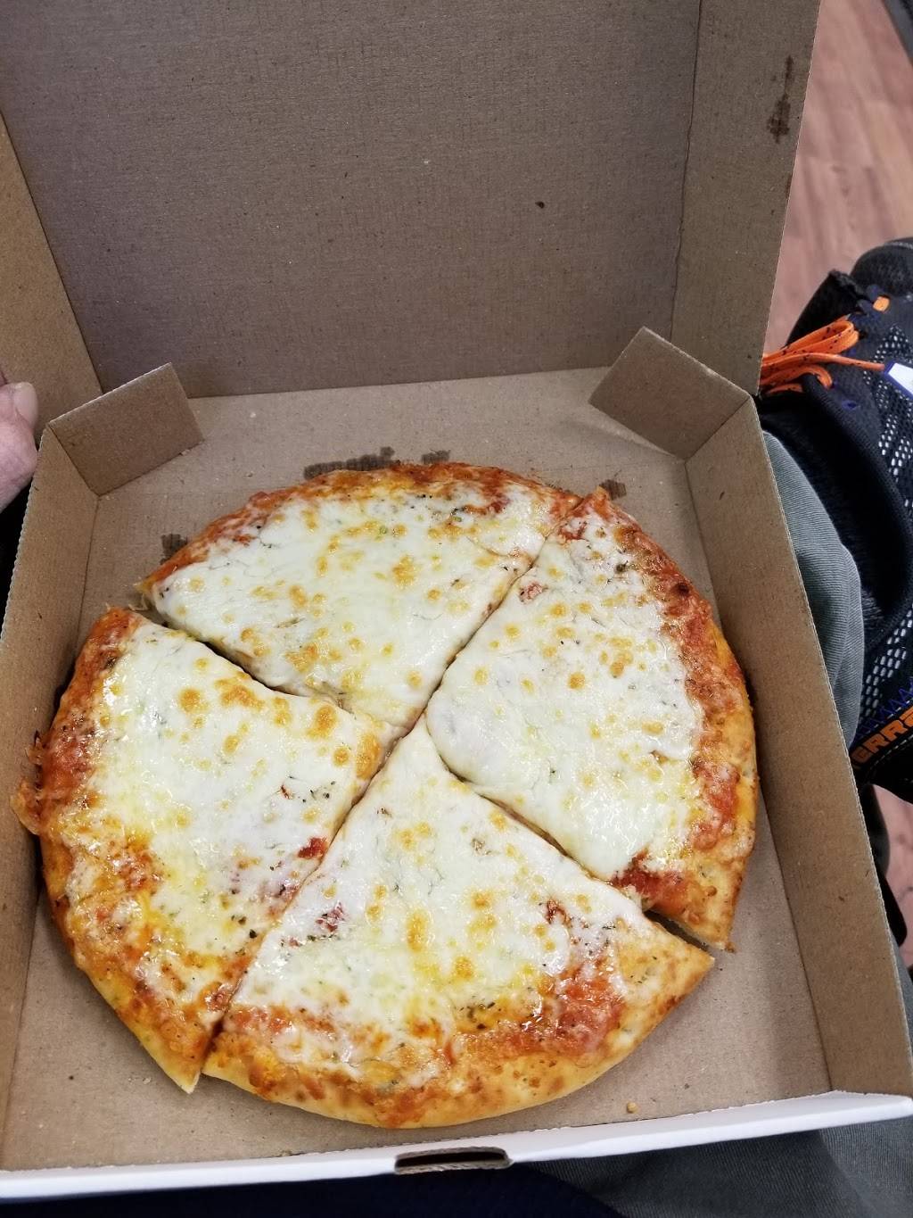 Subway | meal takeaway | 15700 Metcalf Ave, Overland Park, KS 66223, USA | 9138515136 OR +1 913-851-5136