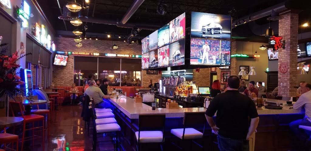 Rookies Sports Bar & Grill (Roselle) | restaurant | 1360 Lake St, Roselle, IL 60172, USA | 8472781666 OR +1 847-278-1666