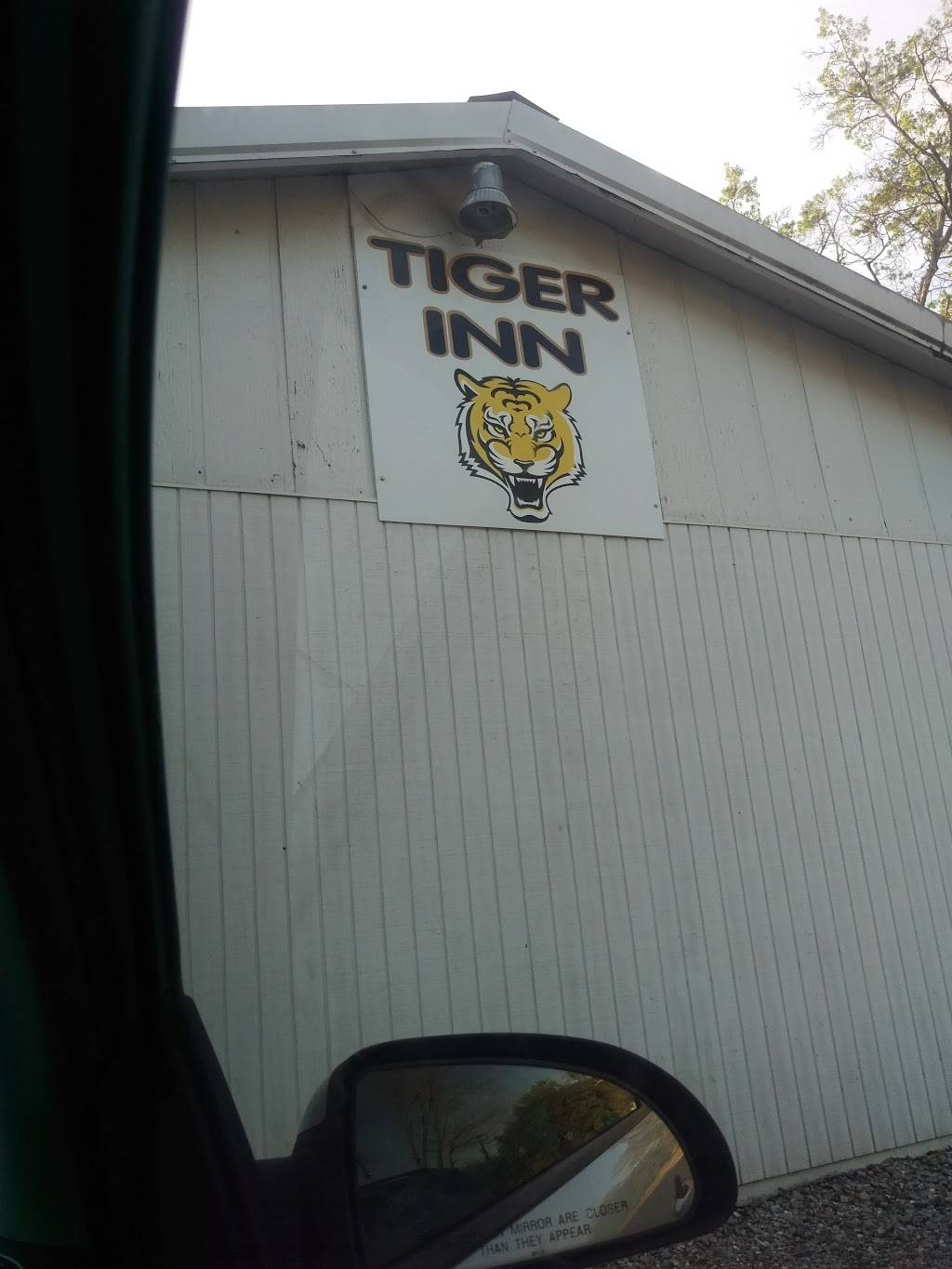 Tiger Inn | restaurant | 704 N Main St, Loreauville, LA 70552, USA | 3372298301 OR +1 337-229-8301