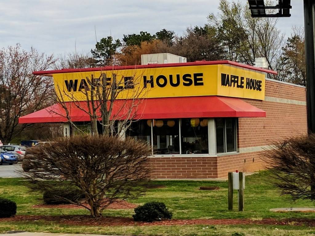 Waffle House | meal takeaway | 1444 E Main St, Lincolnton, NC 28092, USA | 7047484815 OR +1 704-748-4815