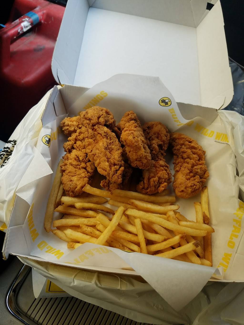 Buffalo Wild Wings | restaurant | 21688 US Hwy 19 N, Clearwater, FL 33765, USA | 7277239100 OR +1 727-723-9100