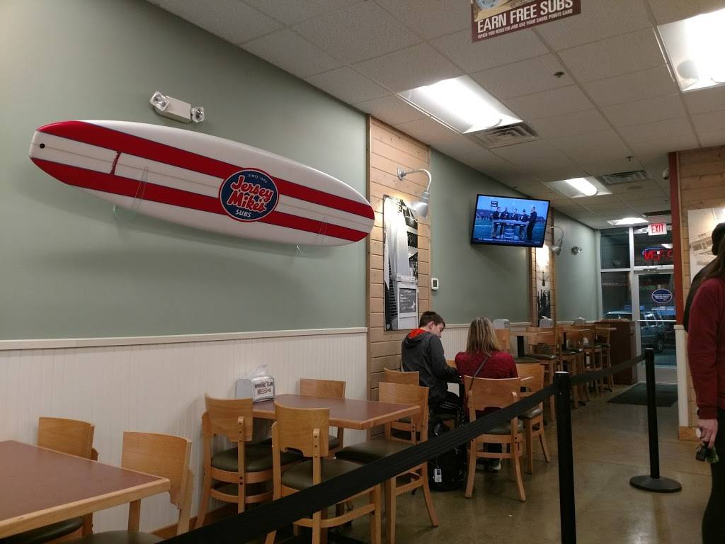 Jersey Mikes Subs | meal takeaway | 2415 University Commons Way, Knoxville, TN 37919, USA | 8655254547 OR +1 865-525-4547