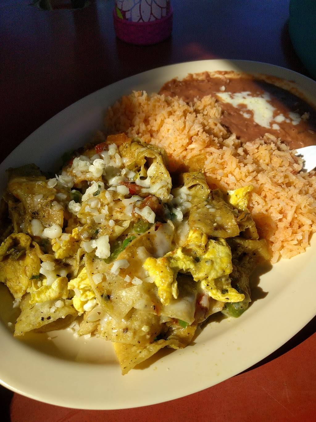 Lupes Place | restaurant | 1446 Foothill Blvd, La Cañada Flintridge, CA 91011, USA | 8187908950 OR +1 818-790-8950