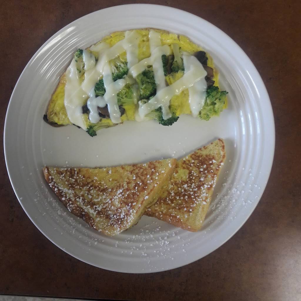 Twin Dolphin Family Restaurant Inc. | restaurant | 274 McHenry Rd, Wheeling, IL 60090, USA | 2243135132 OR +1 224-313-5132