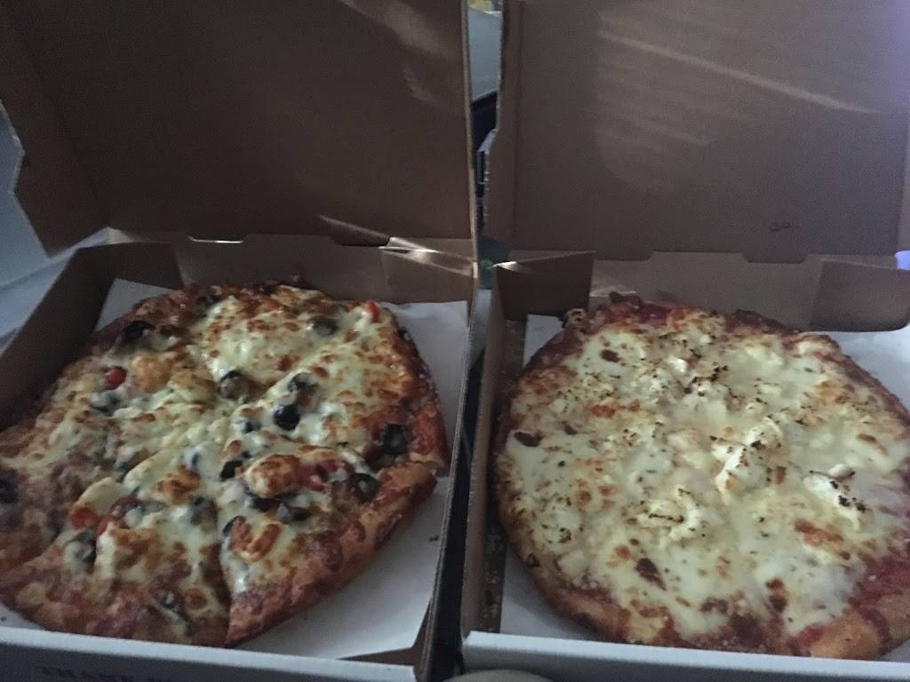 Gioninos Pizzeria | restaurant | 7710 Lakeshore Blvd, Mentor, OH 44060, USA | 4402090000 OR +1 440-209-0000